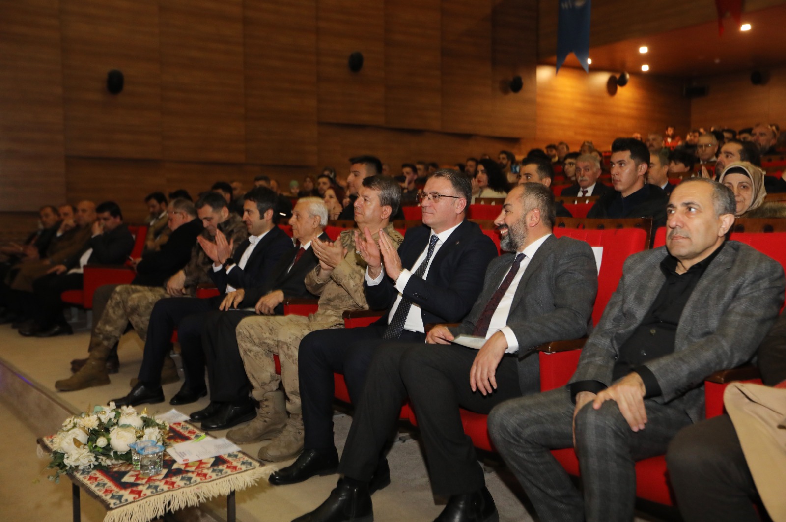 Van Büyükşehir Belediyesi konservatuvarı açıldı