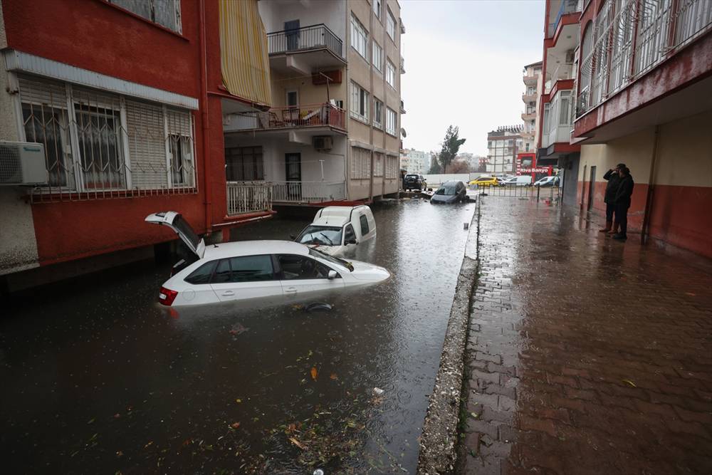 Antalya’da ki sel can aldı!