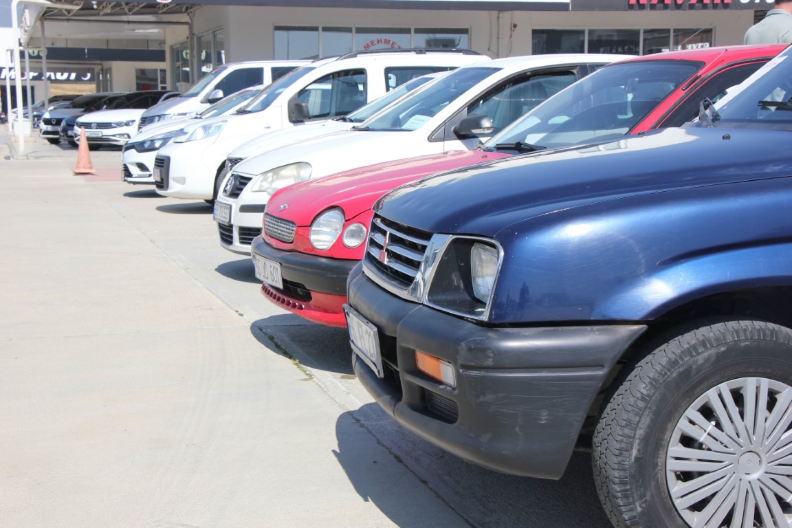 2. el araç satışları dibe vurdu