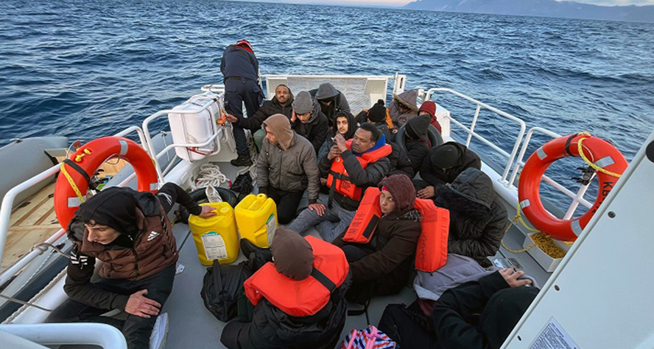 Datça’da 25 düzensiz göçmen kurtarıldı
