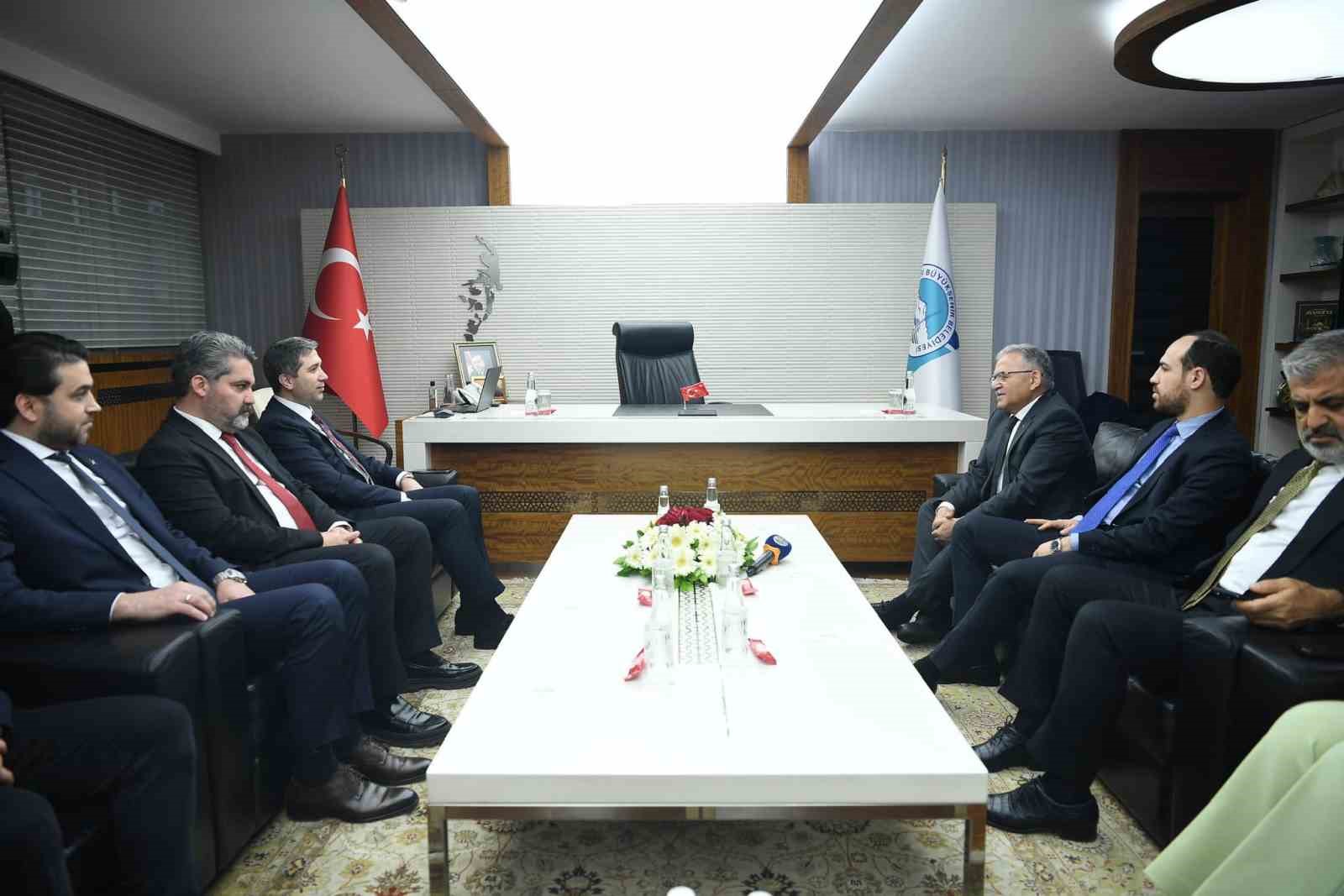 AK Parti Genel Başkan Yardımcısı Sırakaya’dan Büyükkılıç’a ziyaret