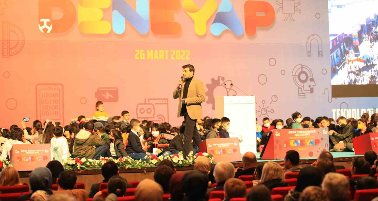 Yetenekli çocukları geleceğe hazırlayan Deneyap Teknoloji Atölyeleri için başvurular başlıyor