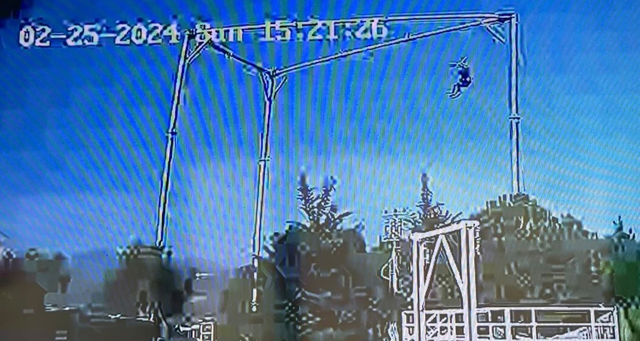 Macera parkındaki salıncak platforma çarptı, genç kızın ayağı kırıldı