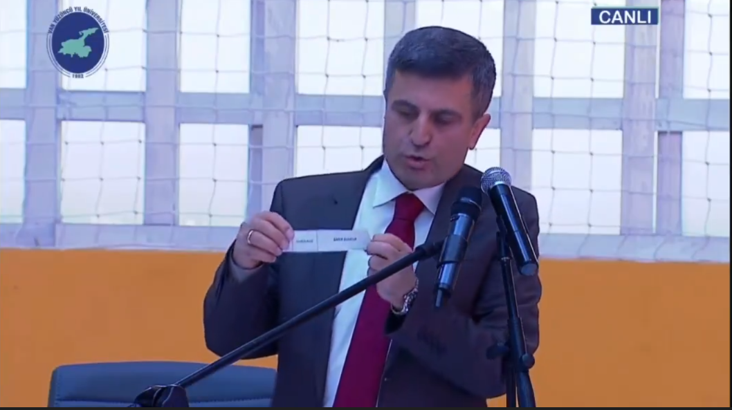 Van YYÜ’de Skandal!