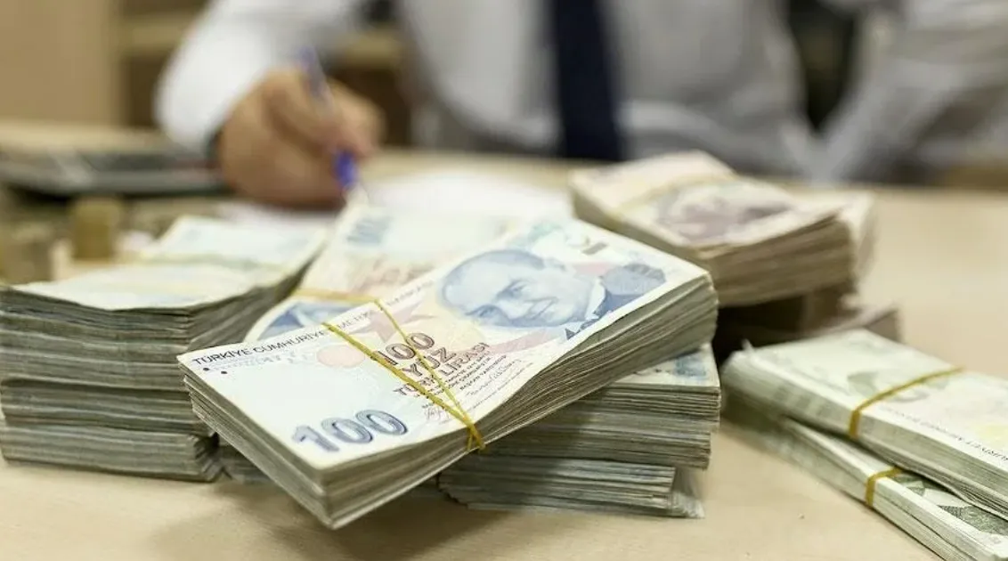 Emekliler dikkat, ödemeler bugün başlıyor: Hangi banka ne kadar promosyon ödüyor?