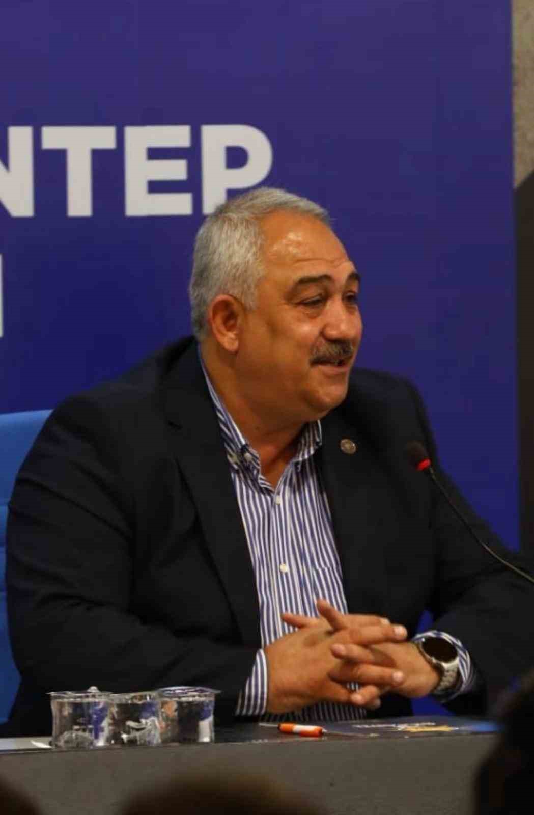 AK Parti İl Başkanı istifa etti