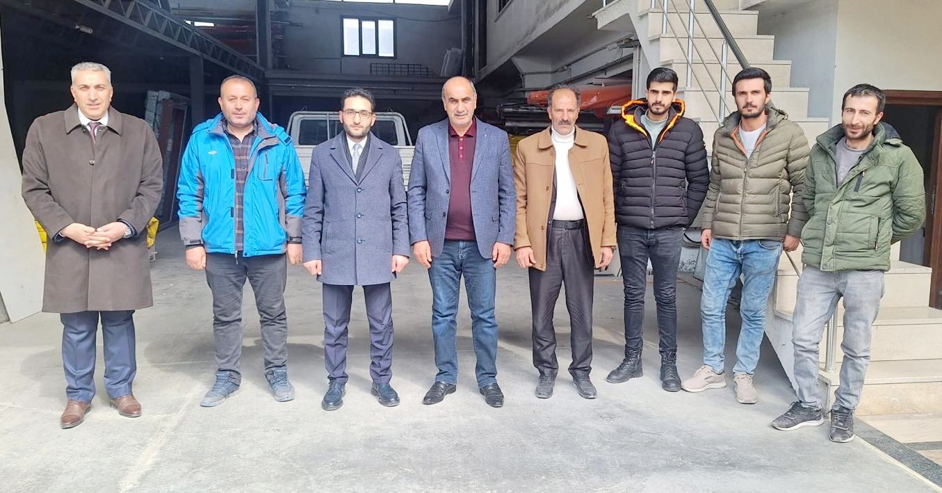 DEVA Partisi adaylarından esnafa ziyaret