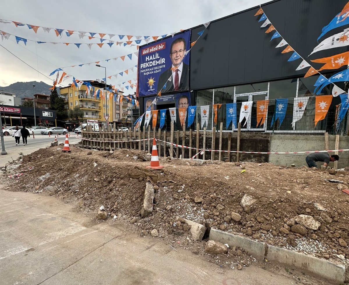 CHP’li Coşkun’dan rakip adaya kaldırım eleştirisi