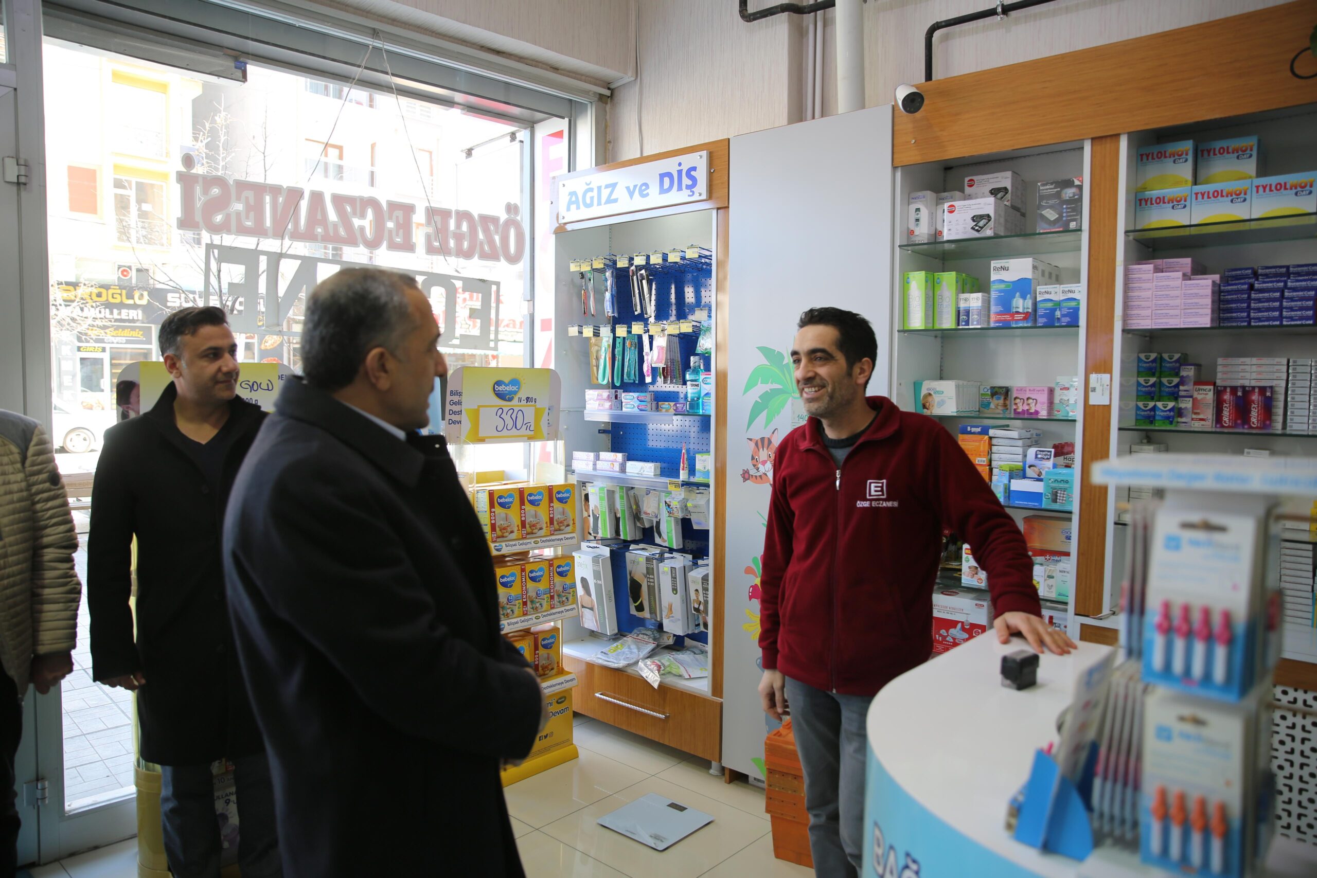 AK Parti Van BB Başkan Adayı Arvas’tan esnaf ziyareti