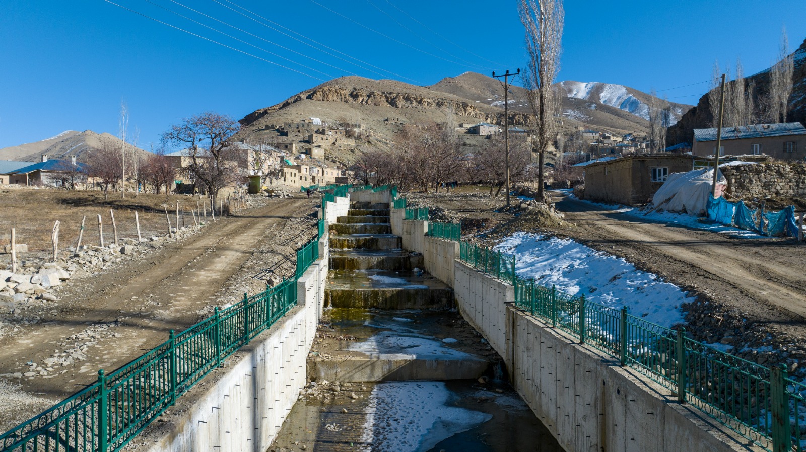 Esenyamaç Taşkın Koruma Tesisi tamamlanarak hizmete alındı