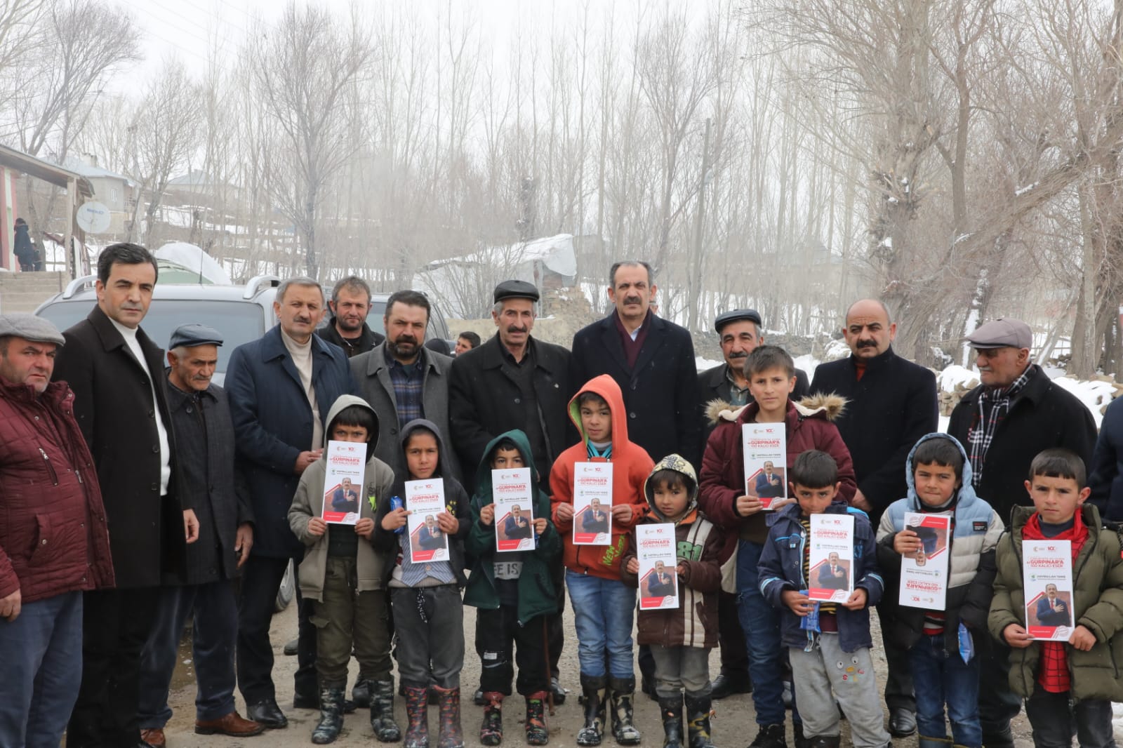 Gürpınar’da Başkan Tanış’a büyük ilgi sürüyor