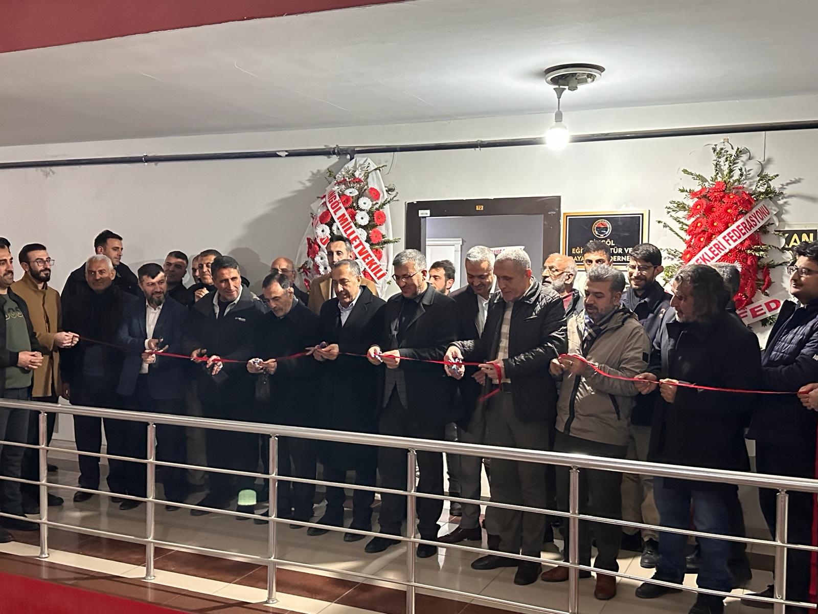 Van’da Bingöl Eğitim-Kültür ve Dayanışma Derneği açıldı