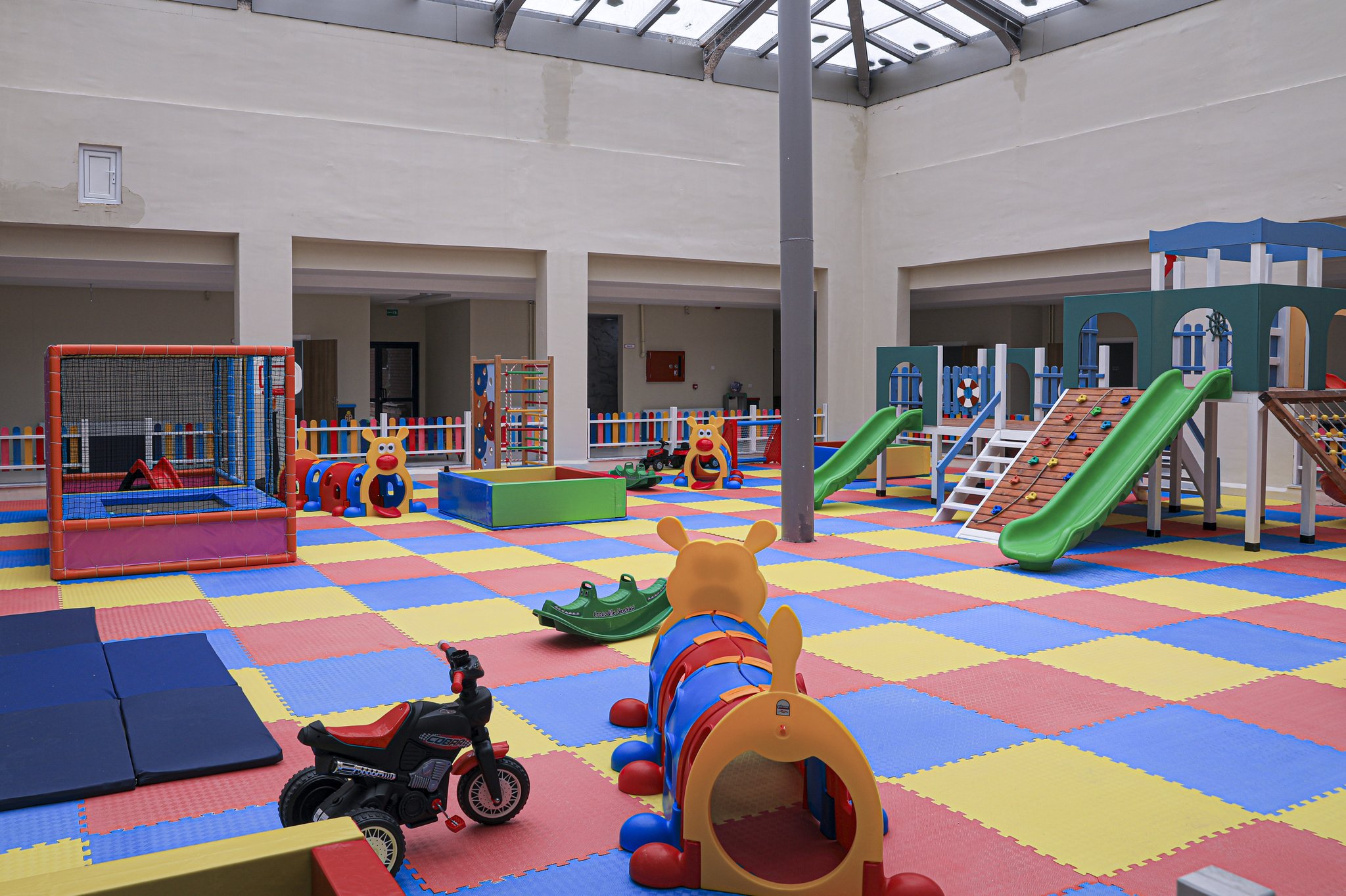 Van’da yapılan modern anaokulu açılışa hazır