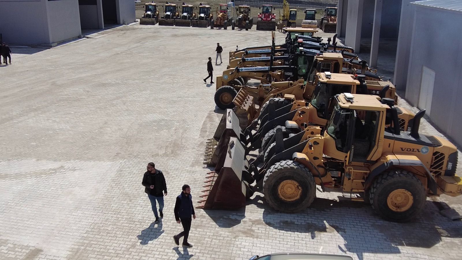 İpekyolu Belediyesi Garaj Amirliği Hizmete Açıldı