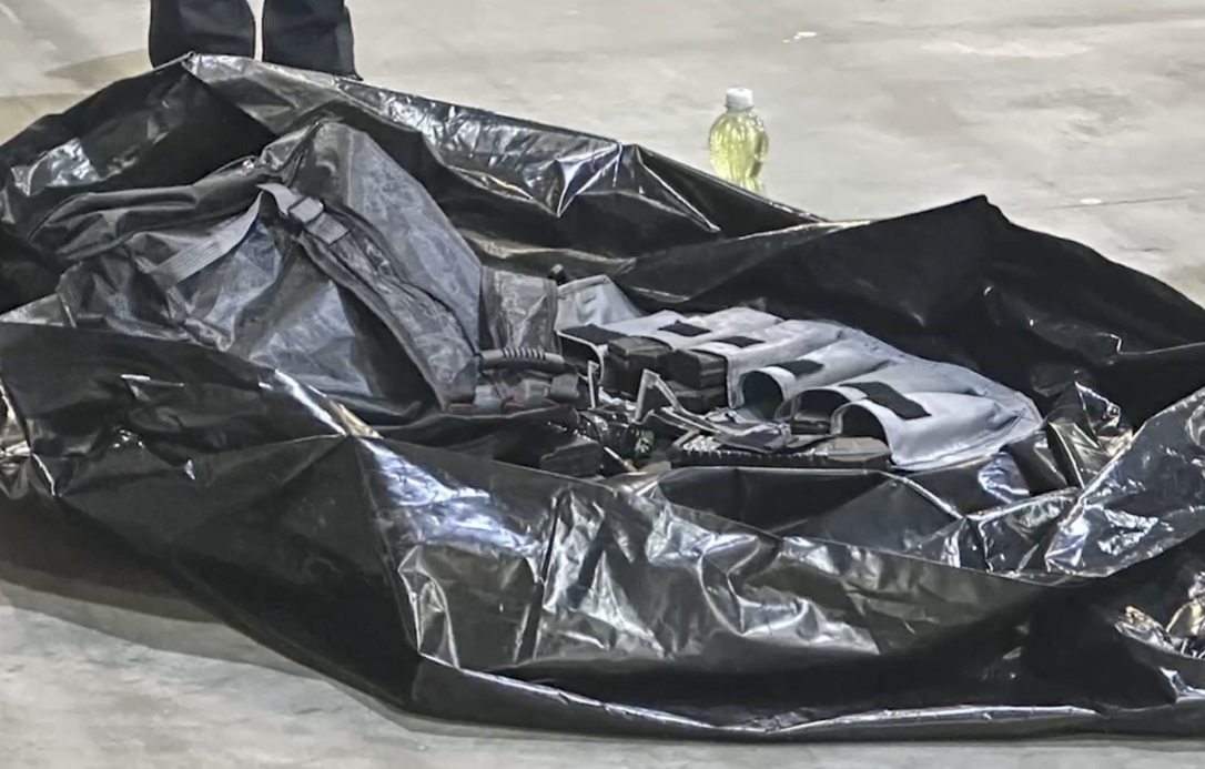 Rusya Soruşturma Komitesi, Moskova’daki saldırıda olay yerindeki silahların görüntülerini yayınladı