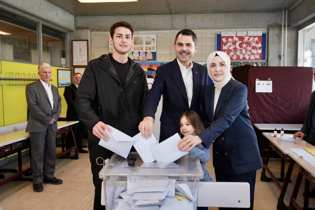 İBB Başkan Adayı Murat Kurum, oyunu Kağıthane’de kullandı