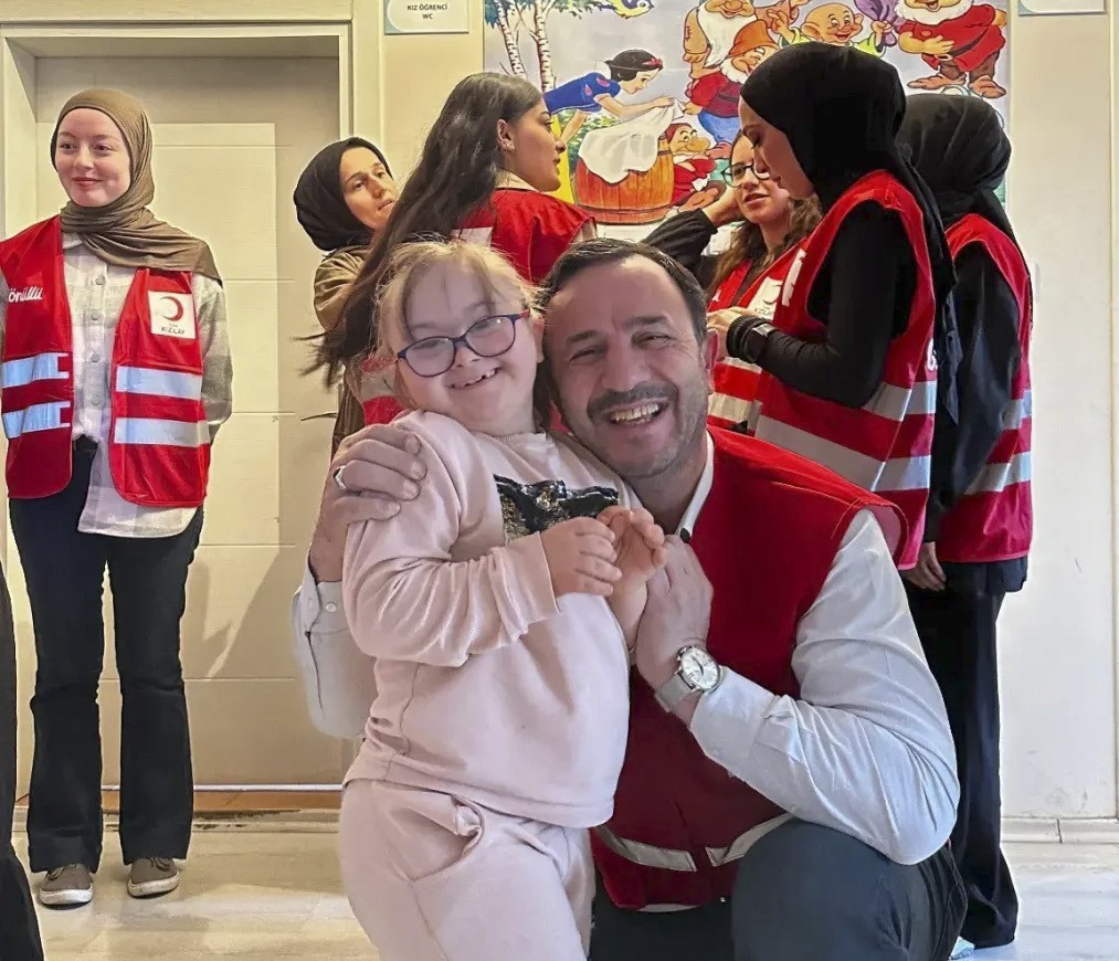 SUBÜ Kızılay Topluluğu’ndan farkındalık etkinlikleri