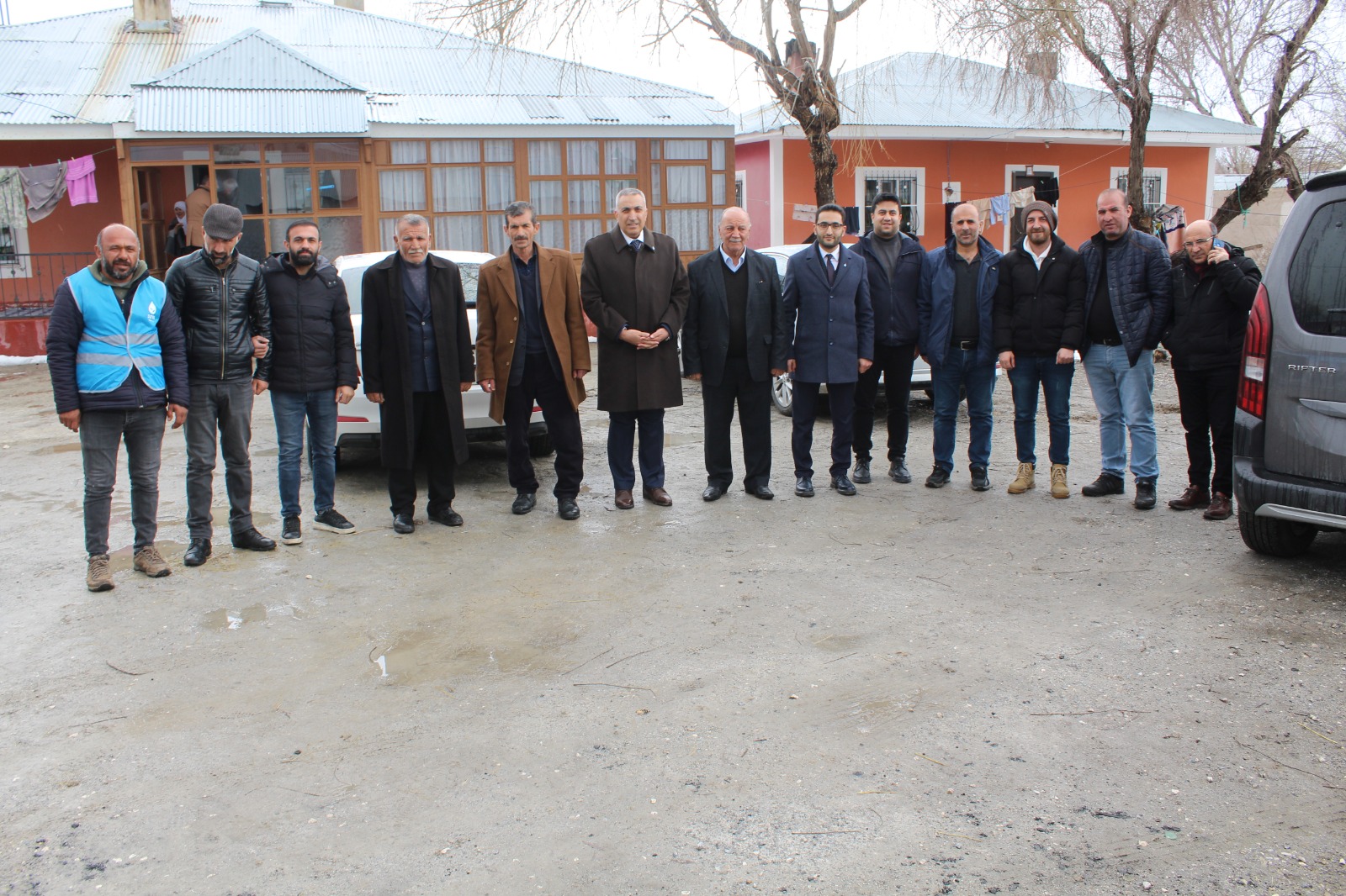 DEVA adaylarından Tuşba’ya çıkarma…