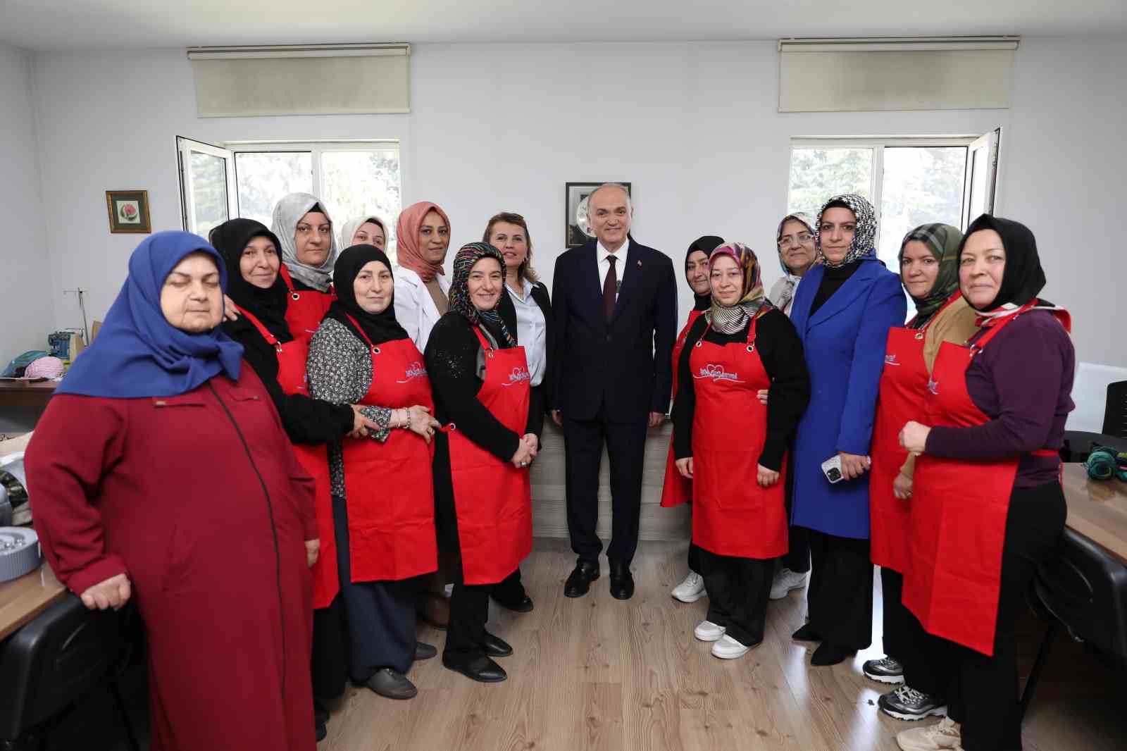 Başkan Özlü kursların yaygınlaştırılacağı müjdesini verdi