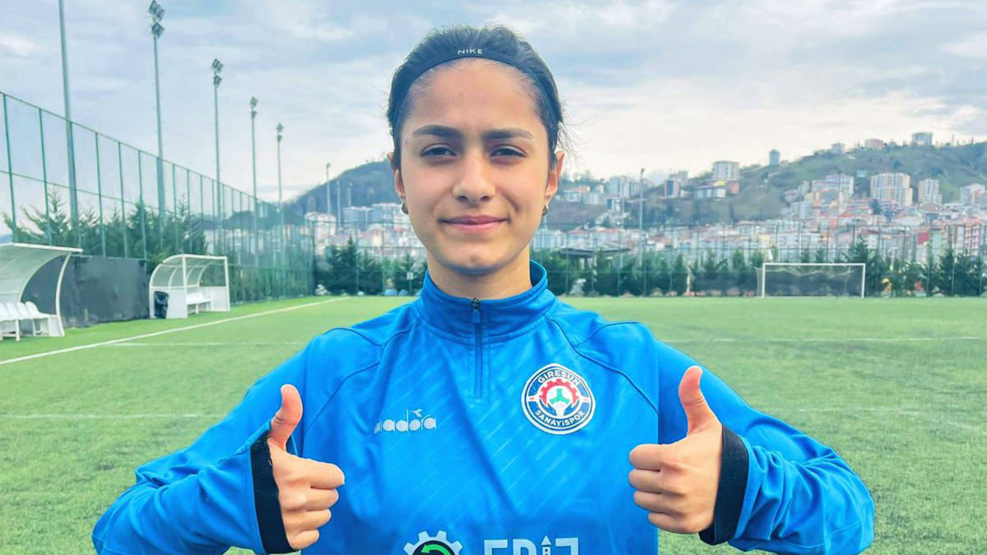 Van Büyükşehir Belediyespor’un Kadın Futbolcusu 1. Lig Takımına Transfer Oldu