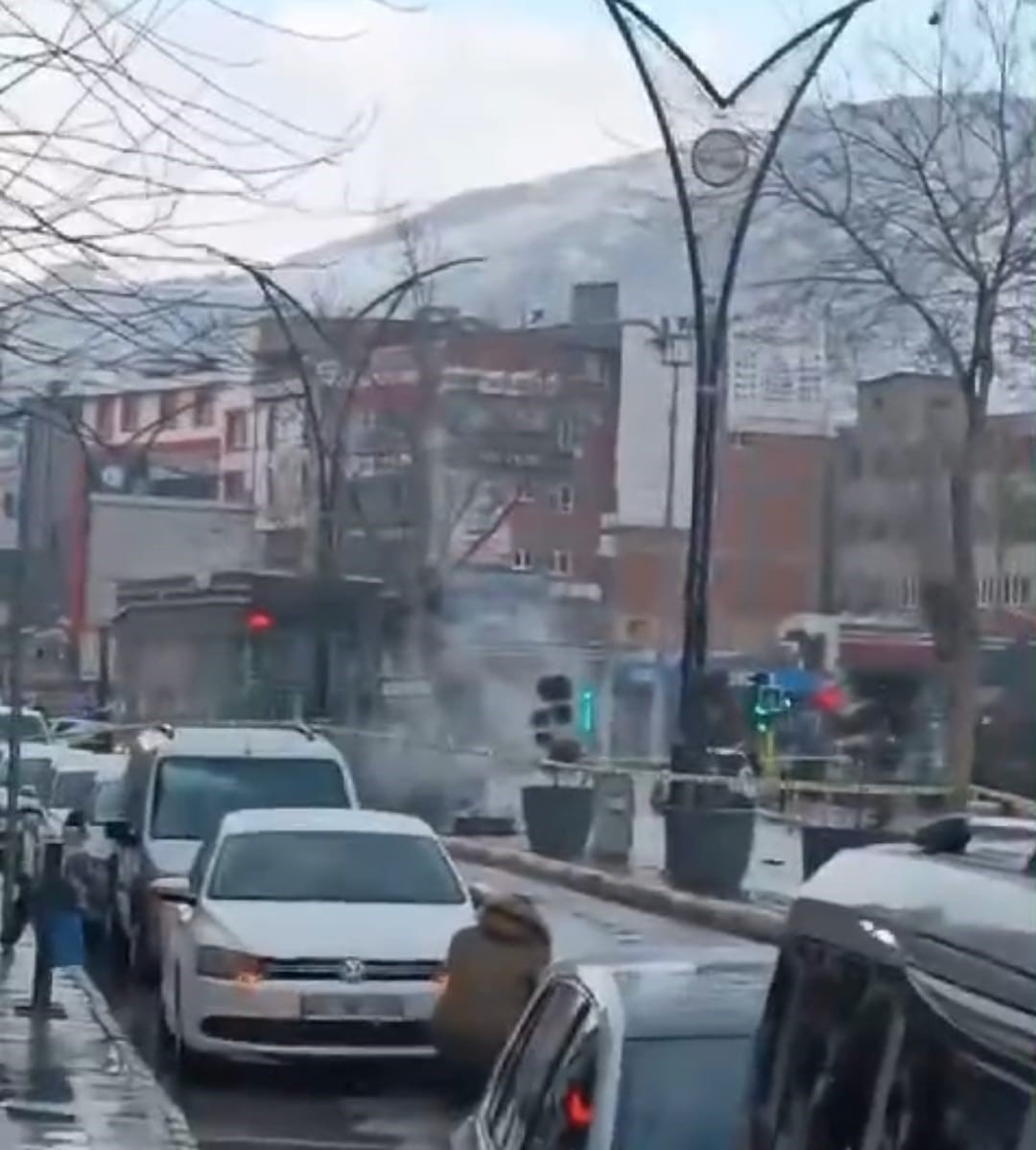 Van Beşyol’da bomba alarmı