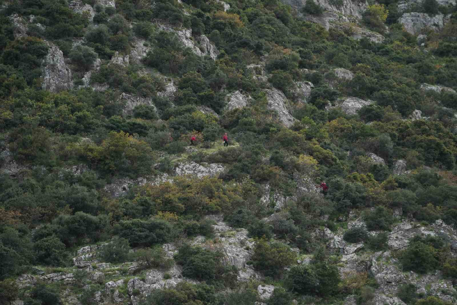 Manisa Spil Dağı’nda erkek cesedi bulundu