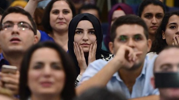 470 bin öğretmen adayı büyük hayal kırıklığına uğradı