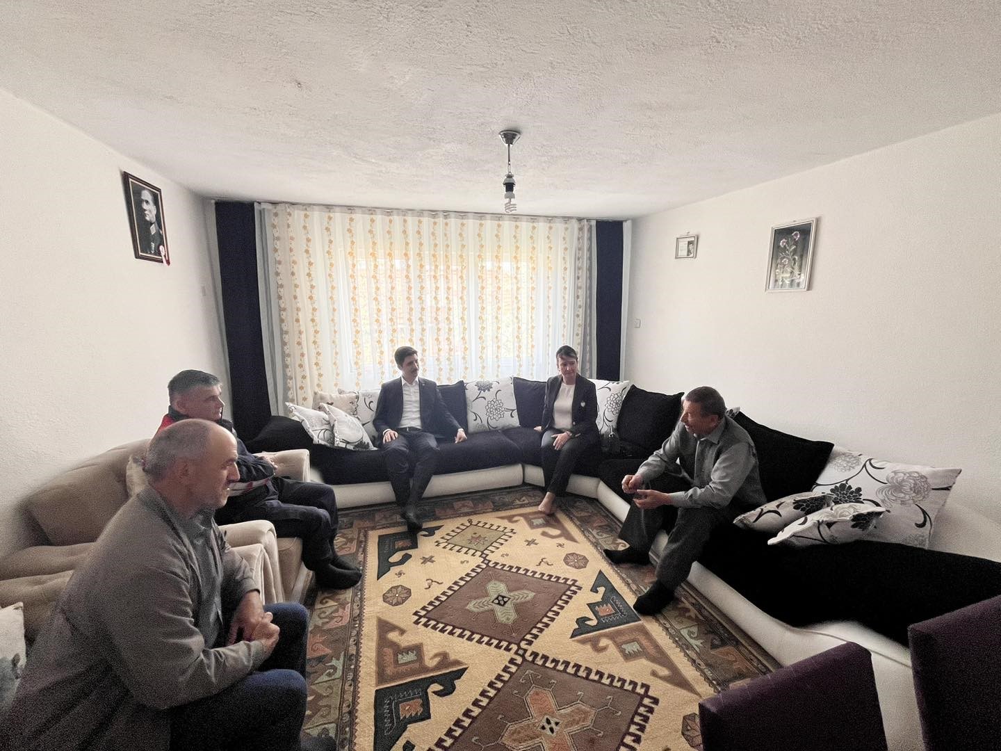 Kıbrıs Gazisi Şakir Başar’a ziyaret