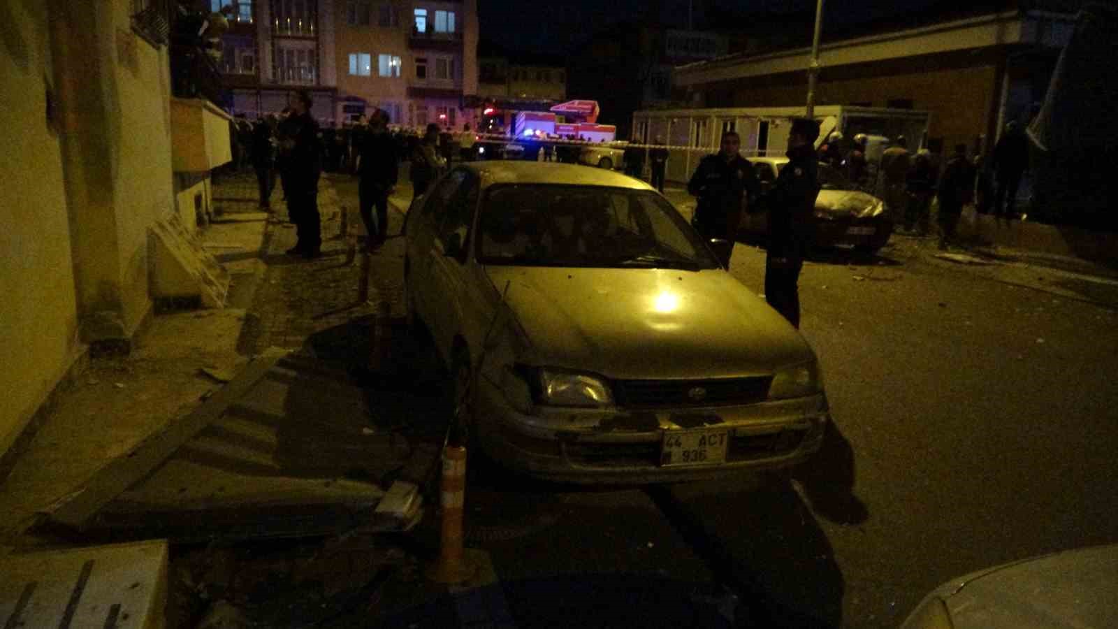 Malatya’da bomba gibi patlayan konteyner halkı sokağa döktü