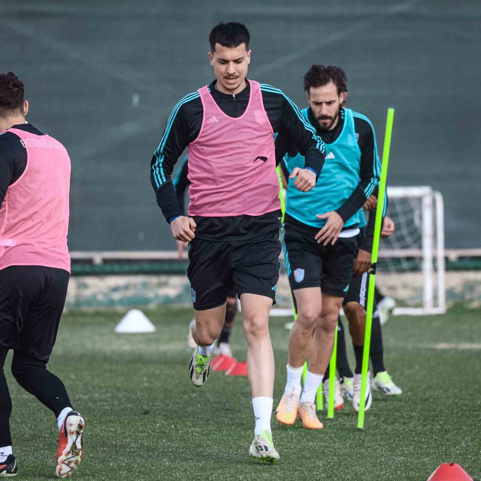 Hakan Kutlu: “Sakaryaspor maçı bizim için bu sezonun belirleyicisi olacak”