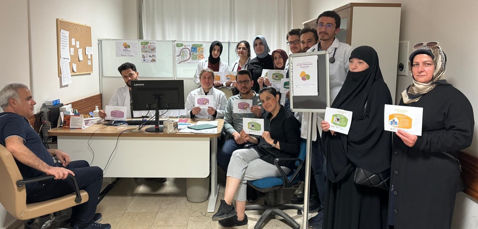 Doç. Dr. Uğur, “Hormon sağlığı için özellikle sebze ve meyve ağırlıklı olacak şekilde beslenmeliyiz”