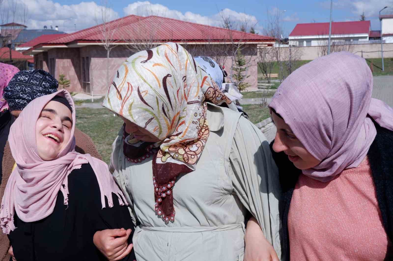 Berna için gönül köprüsü kurdular