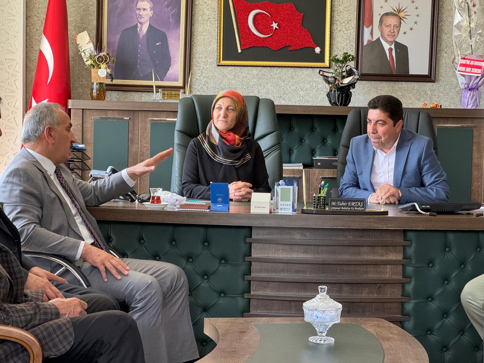 Gelecek Partisi Van İl Başkanlığından Gürpınar Belediye Eş Başkanlarına ziyaret  