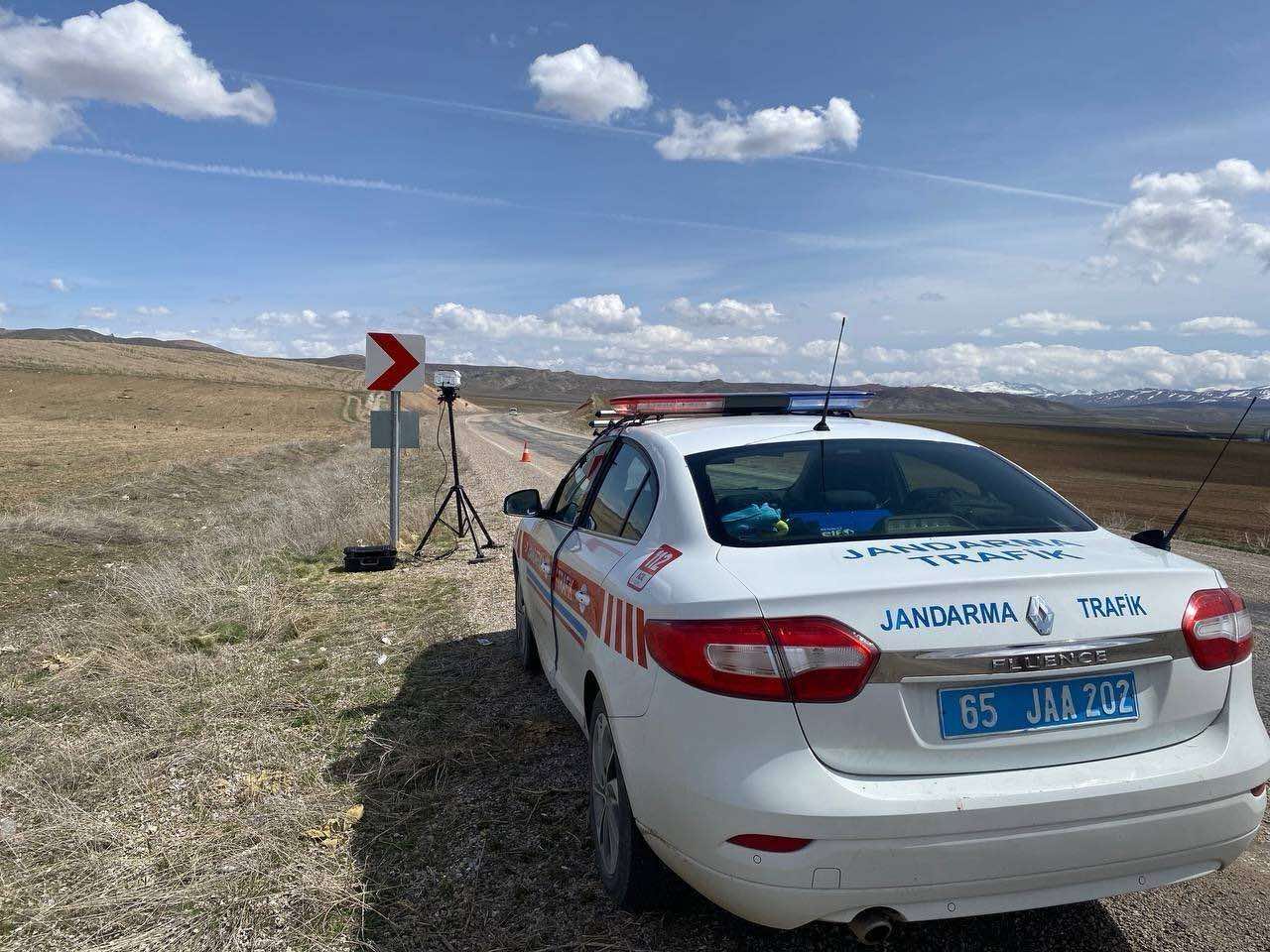 Van’da 153 araca men cezası verildi