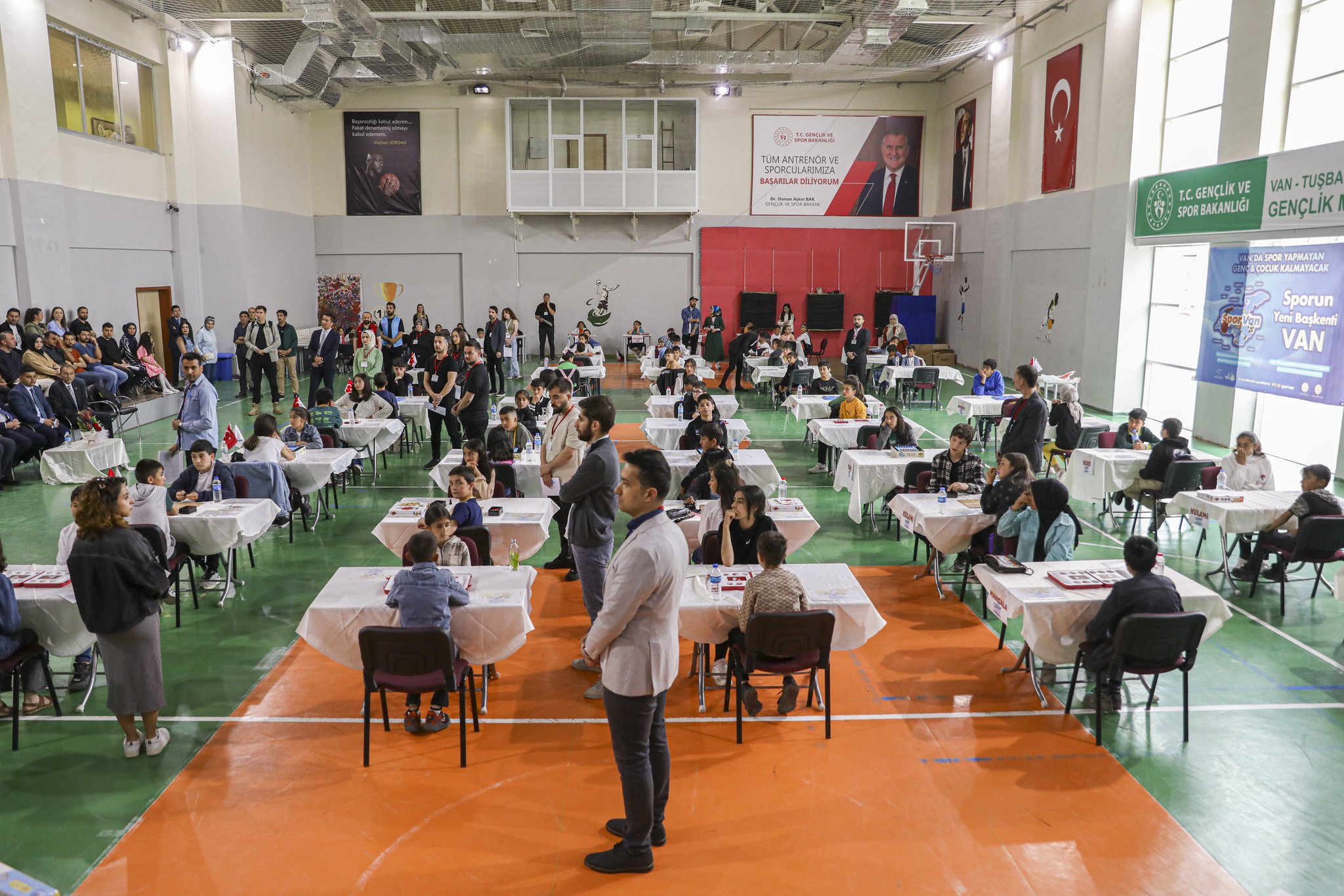 Van’da Akıl ve Zekâ Oyunlarının finalinin startını verildi