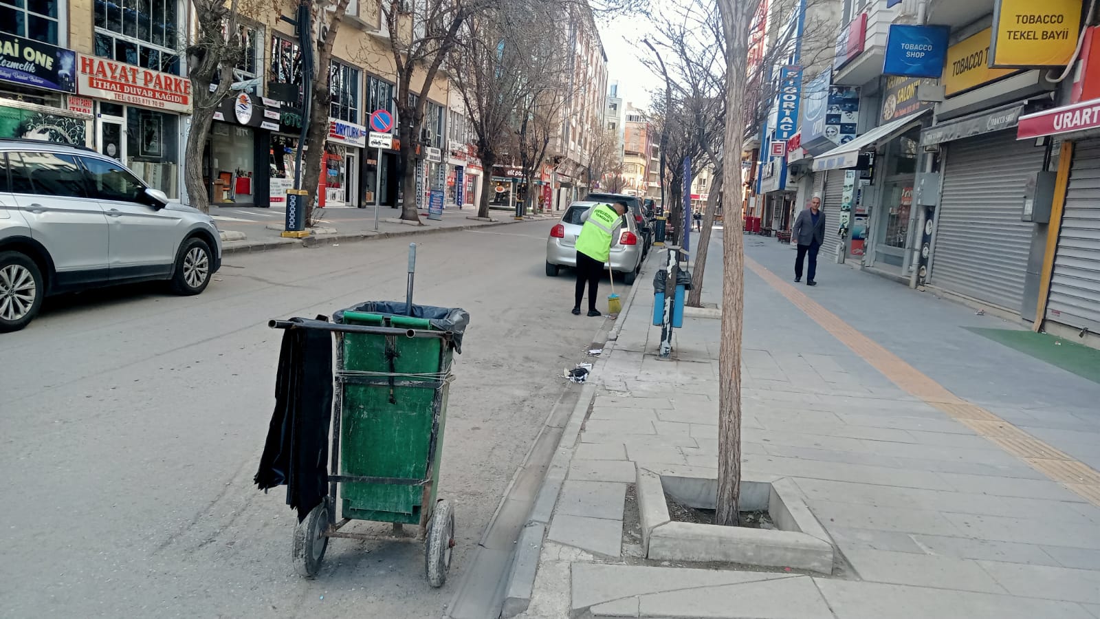 Van’da Belediye Ekiplerinin Bayram Mesaisi