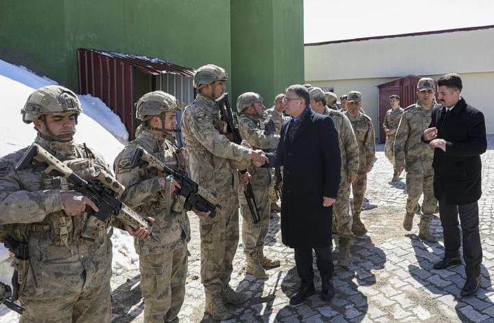 Vali Balcı Belbuka Üs Bölgesinde Görev Yapan Jandarmalarla Bayramlaştı