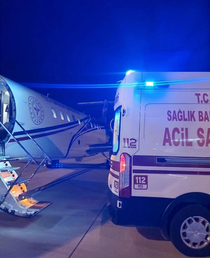 Van’da uçak ambulans bebek hasta için havalandı