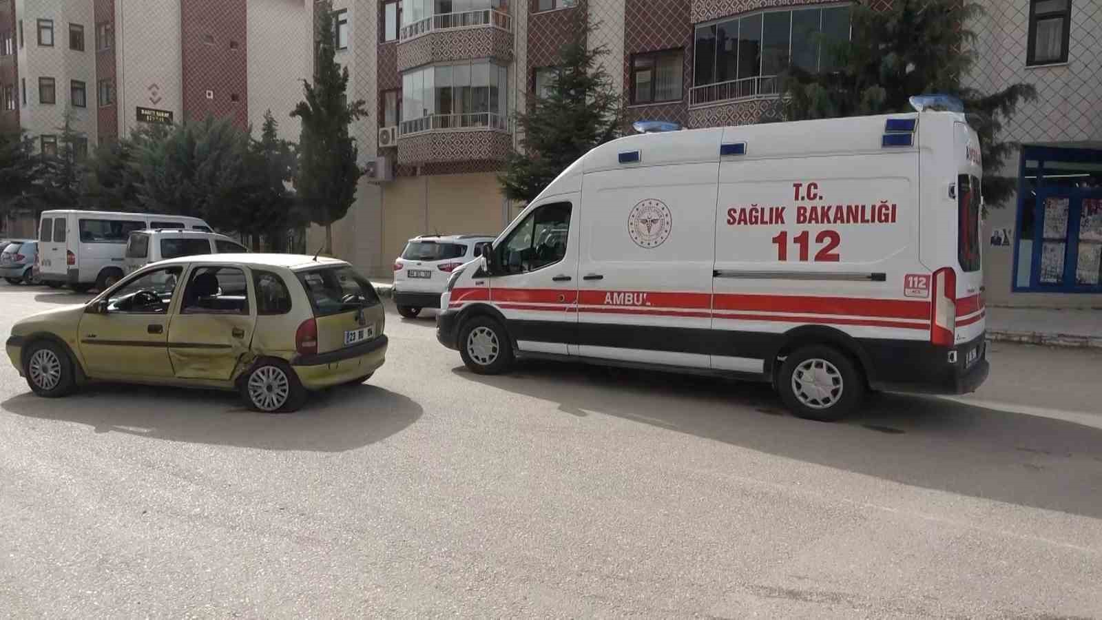 Elazığ’da trafik kazası: 3 yaralı