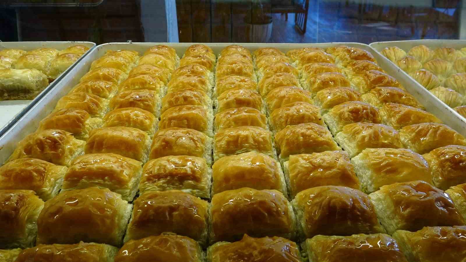 Tatlıcılarda bayram telaşı başladı