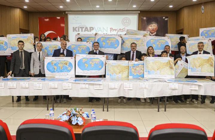 Van Valiliği tarafından binlerce harita basıldı