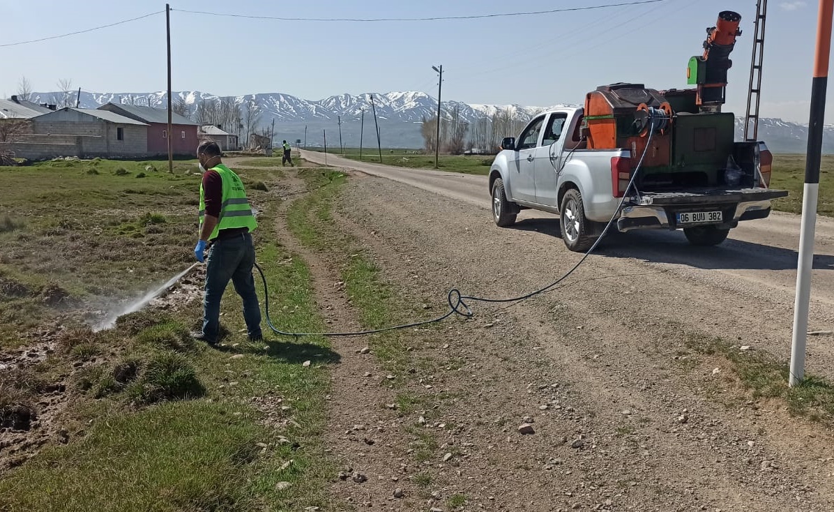 İpekyolu  Belediyesi İlaçlama Çalışmalarına Başladı