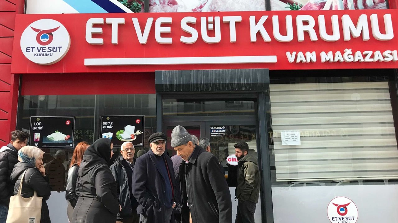 Van’da ucuz et kuyruğunda bekleyenlere kötü haber!