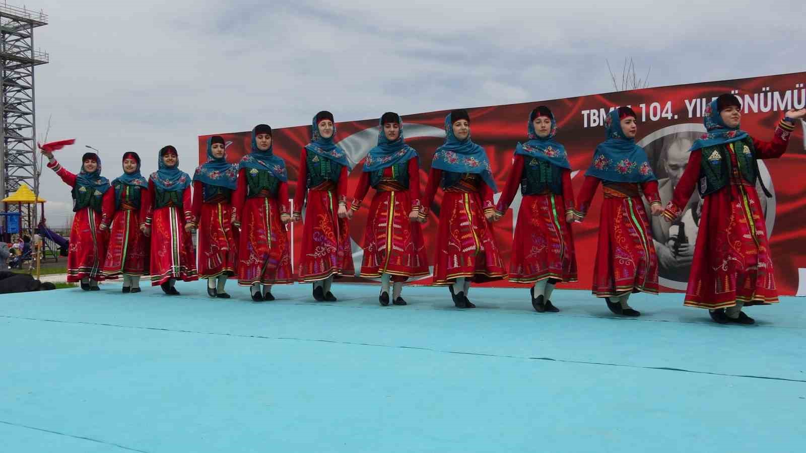 Van’da 23 Nisan coşkuyla kutlandı