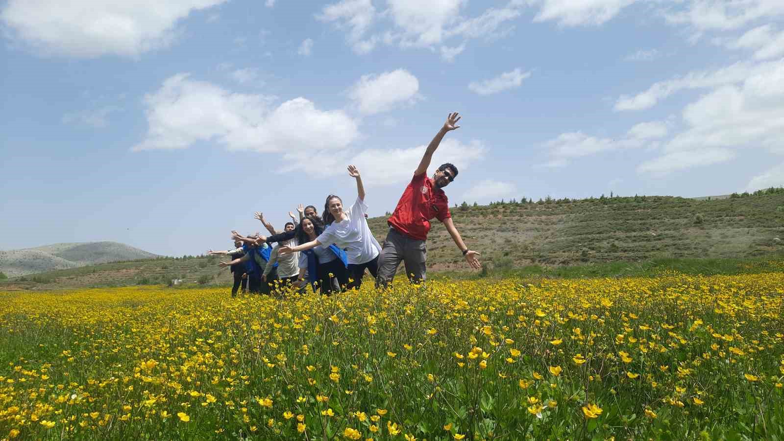 Gençlik Haftasında doğa yürüyüşü