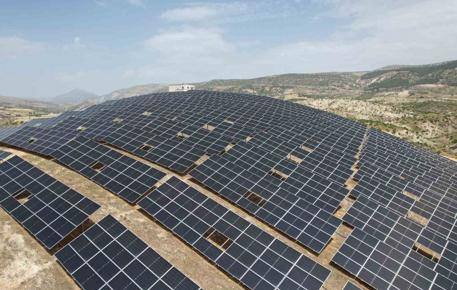 Adıyaman’da güneş enerjiye dönüşüyor