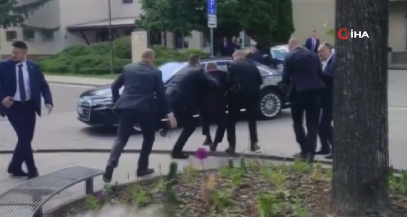 Slovakya Başbakanı Fico, uğradığı suikast girişiminde yaralandı