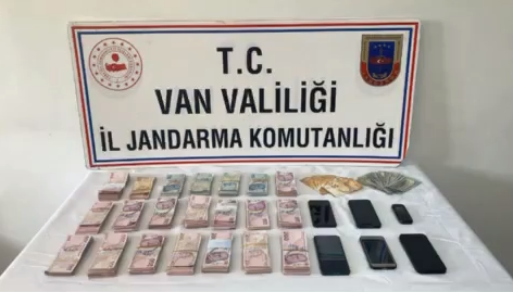Van’da çeşitli suçlardan aranan 93 kişi yakalandı