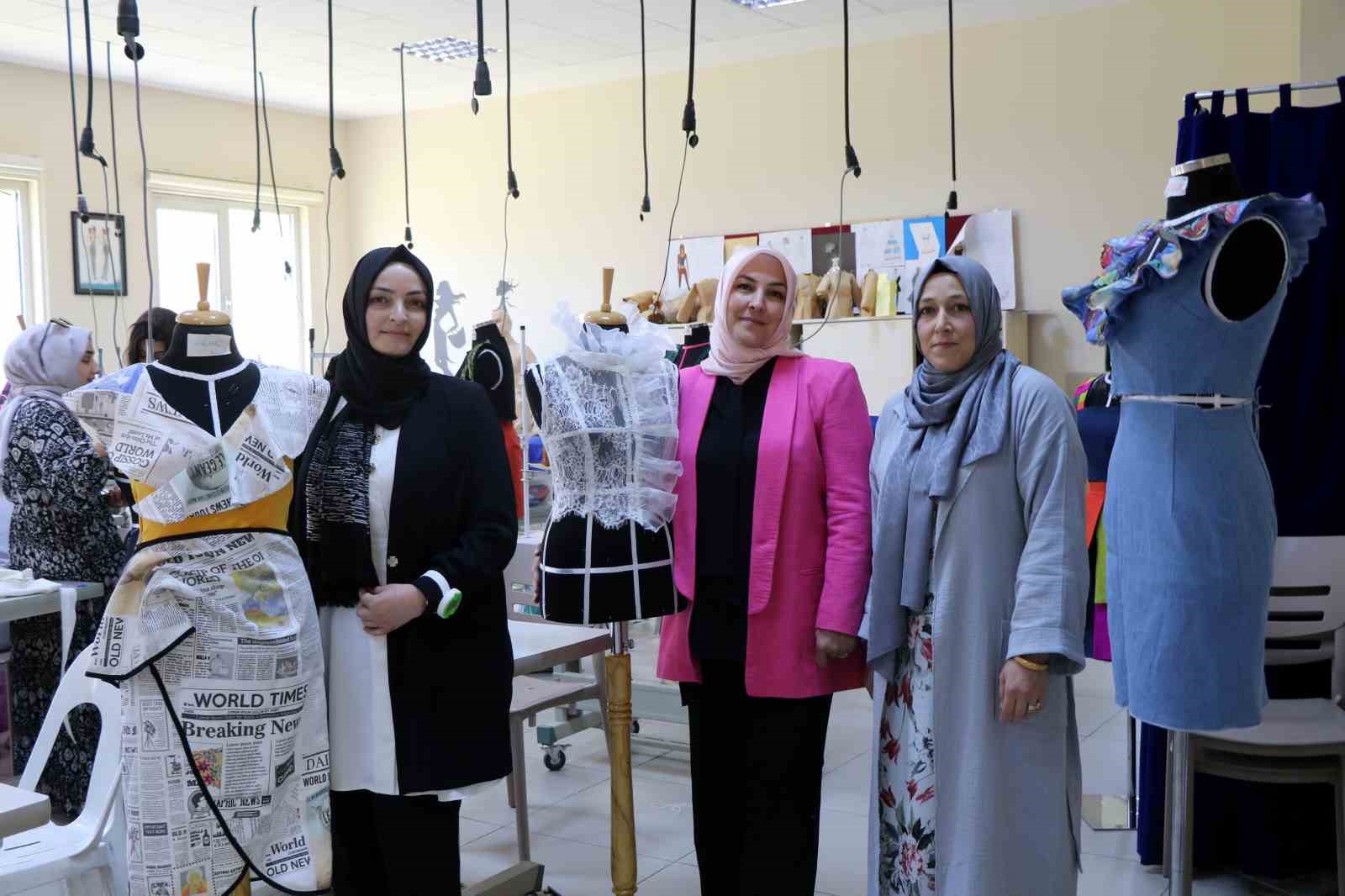 40’lı yaşlarda üniversiteli oldular