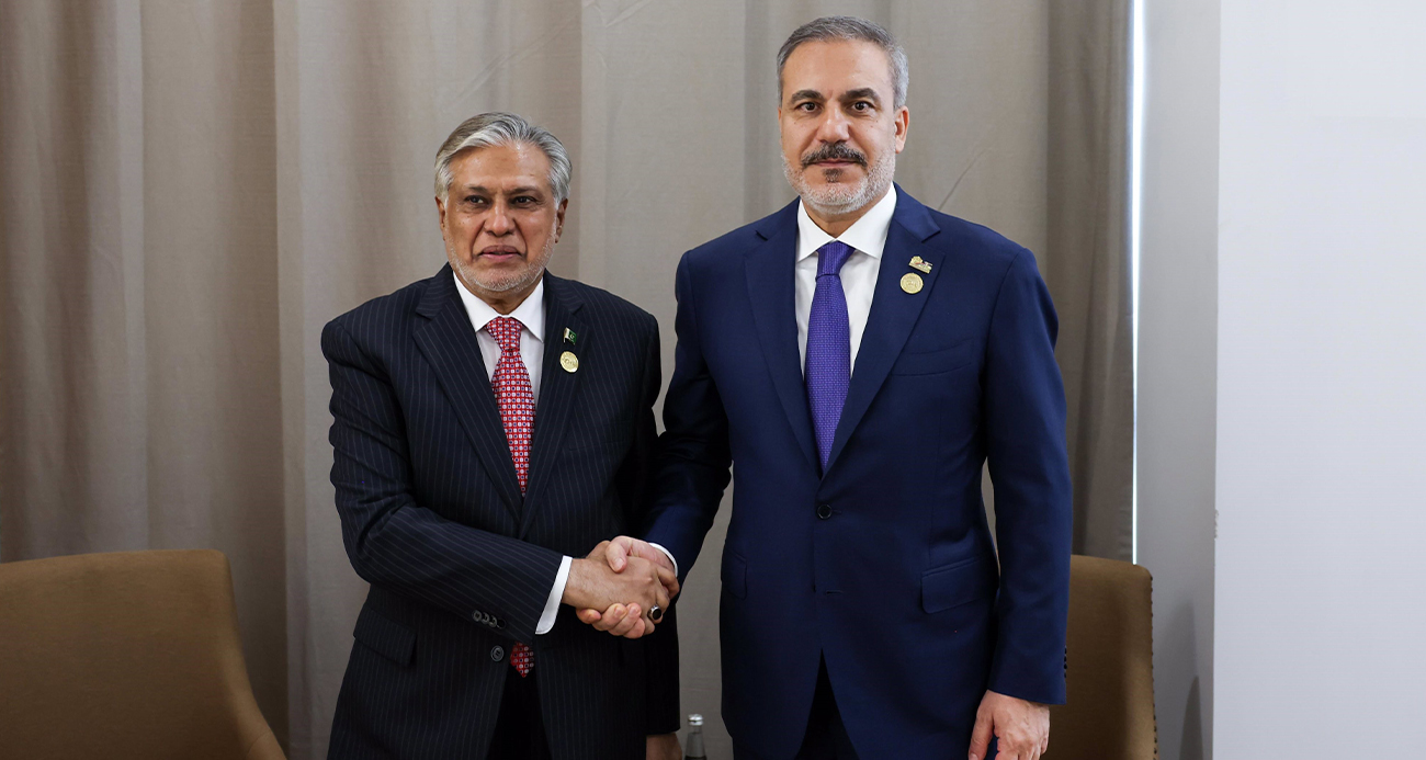 Bakan Fidan, Pakistan Dışişleri Bakanı Dar ile görüştü